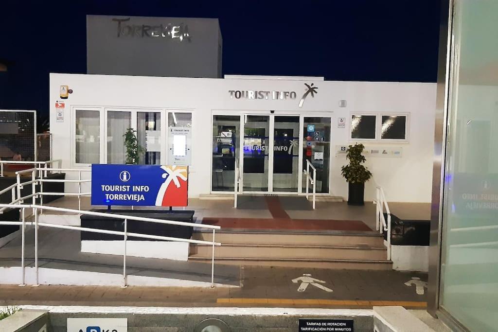 Adventure Harbour Torrevieja Exterior foto