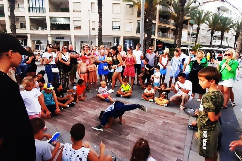 Adventure Harbour Torrevieja Exterior foto